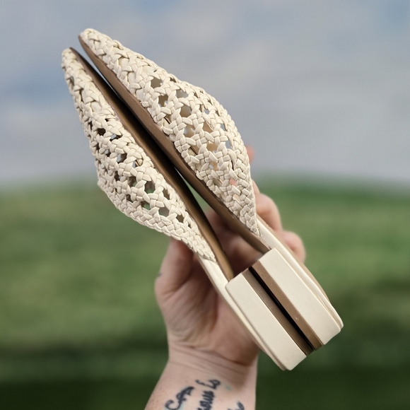 JOIE | BEHOLD ROUND BRAIDED VEGAN LEATHER POINTED TOE SLIP-IN MULE FLATS - Picture 10 of 14